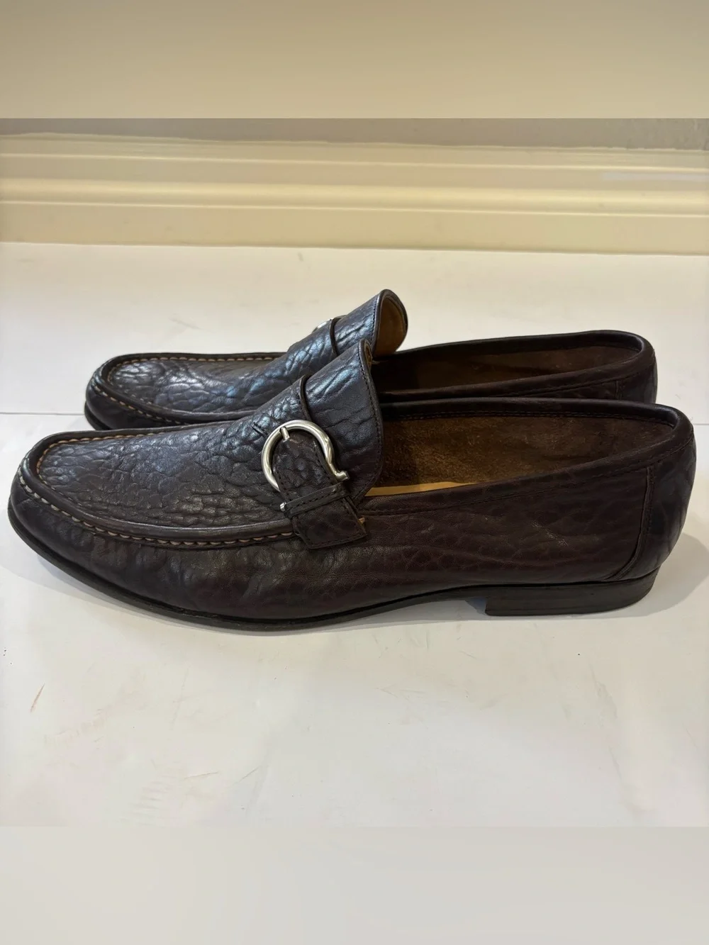 Salvatore Ferragamo Men’s 10.5 EE Brown Leather Gancini Buckle Loafers Italy